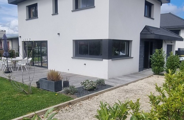 House near Annecy and Semnoz, 15 min from the lake and 15 min from the ski resort