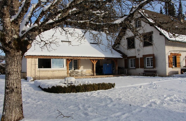 House of the cornua 5min from Lake Genin