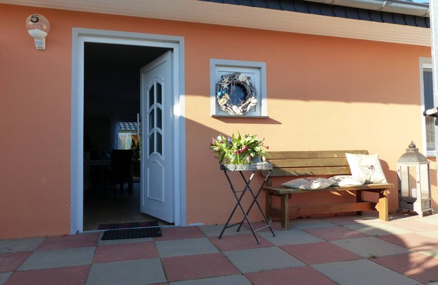 House Ostseemuschel, 1 minute walk to the beach, 2 terraces and sauna