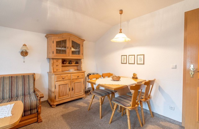 House Starlet, apartment 1