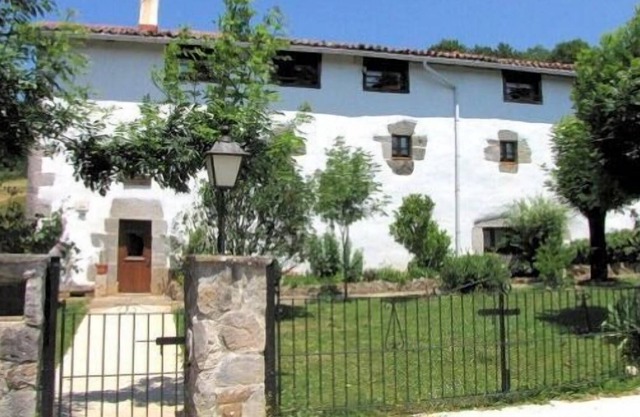 House Uhaldeko Borda for 10 people