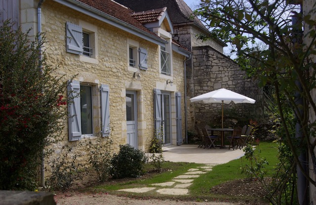 House with character - garden - sleeps 5 - 90m²