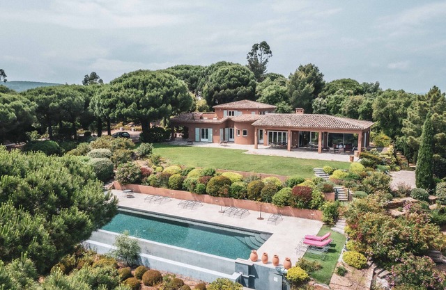 House with exceptional view on the heights of Gigaro