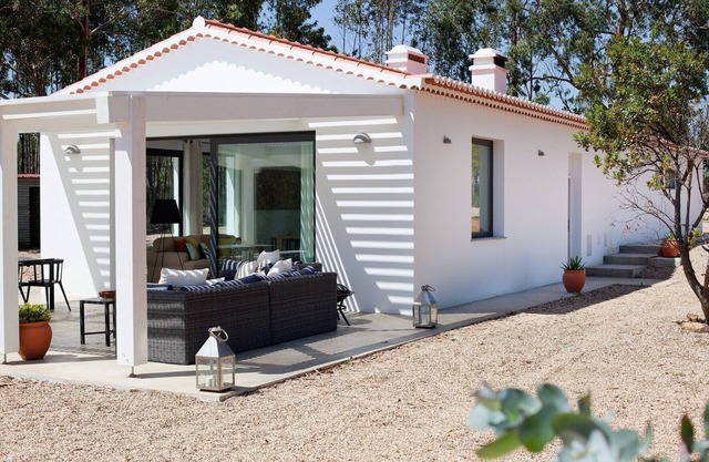 House with pool in large property (32500m2), near the sea