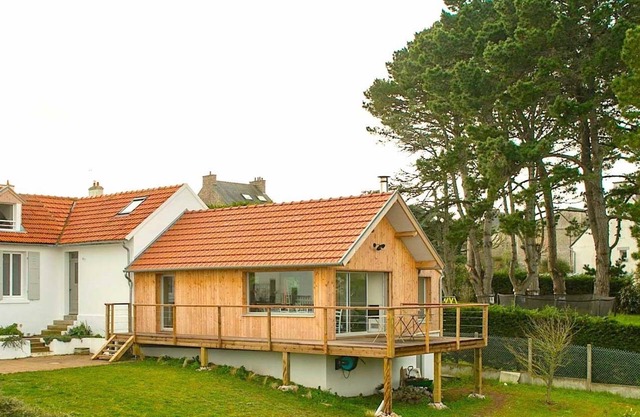House with view, close to beaches and village