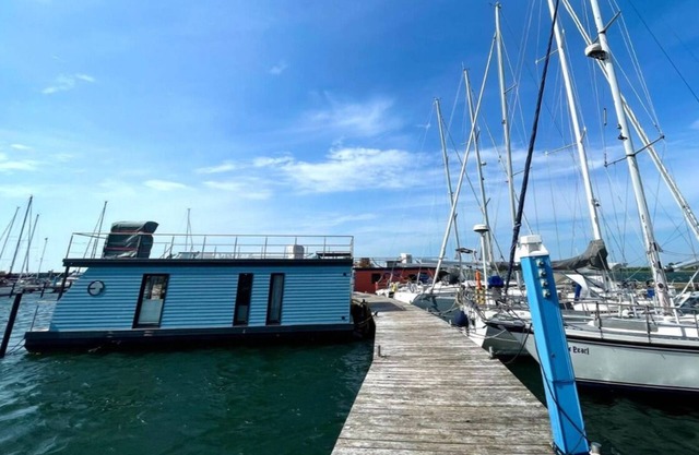 Houseboat for 5 guests with 36m² in Fehmarn OT Burgtiefe (271935)