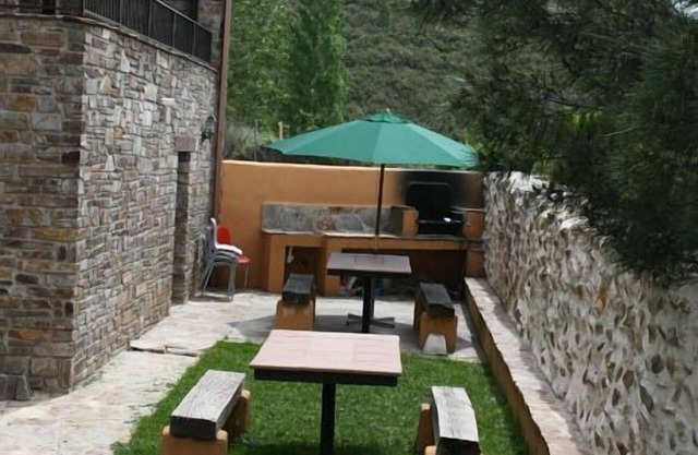 Housing with terrace unparalleled views