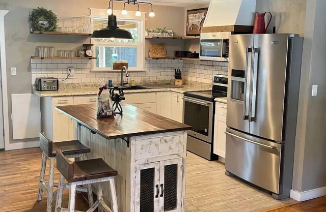 Howell House-The Perfect Getaway