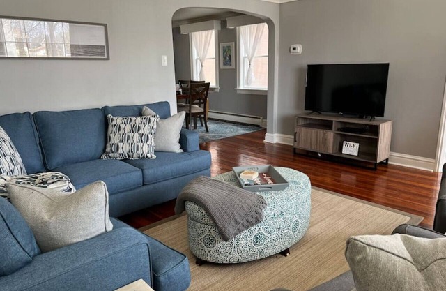 Huron Ave · Spacious & Peaceful Home in the heart of Sheboygan
