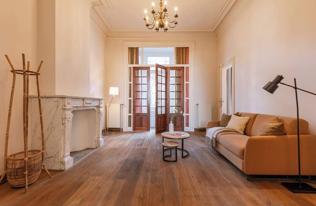 Huswell - Cape Montigny - A Beautifully Renovated Historic Property in the Heart