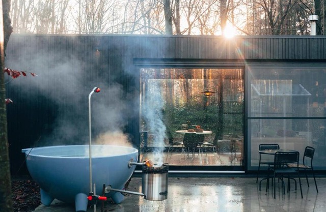 Huswell - Cozy Forest Cabinet with Private Hot Tub