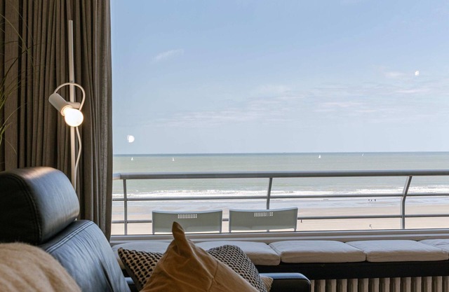 Huswell - Seafront Appartment With Stunning Views