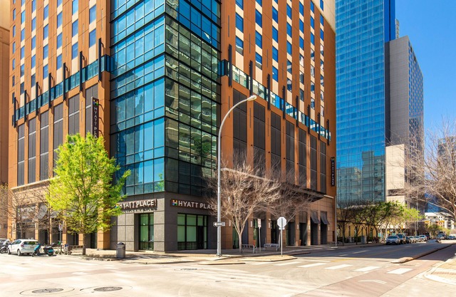 Hyatt Place Austin Downtown