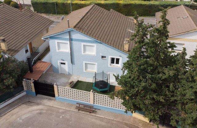 Ideal holiday home for families/groups.