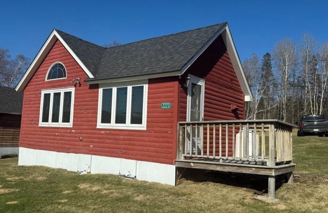 Idlewood Cabin 3