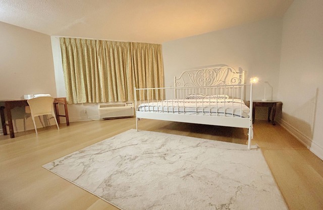 Idlewood Inn