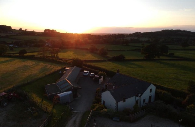 Idyllic Dorset Cottage Surrounded by Fields in the Heart of the Countryside