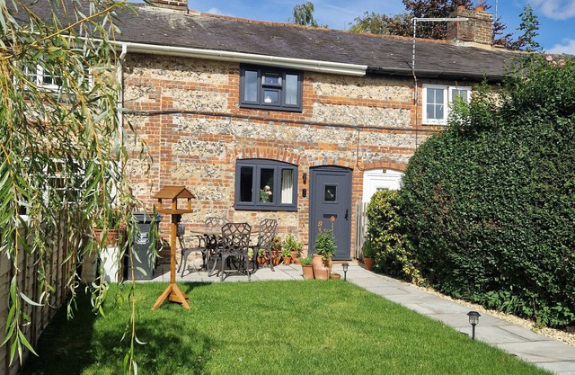 Idyllic period cottage in Ramsbury, recently renovated.