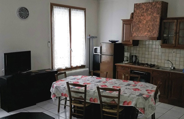 IN MONT-DORE, IN A QUIET AREA, BEAUTIFUL T3 5 MINUTES FROM TOWN CENTER AND SKI SHUTTLE WITH WIFI