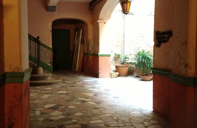 In small private hotel in the city center, 45m2 apartment