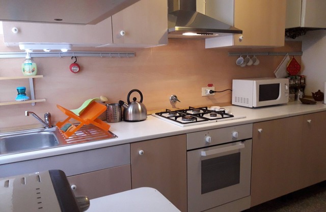 In the city center, comfortable apartment sea view garage pets allowed WiFi