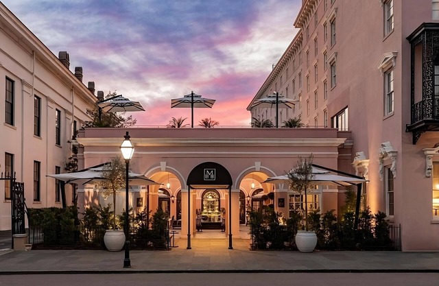 In the Heart of Downtown Charleston! Walk to King Street, w/Outdoor Pool