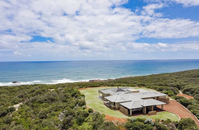 Incognito An Exclusive Oceanfront Estate