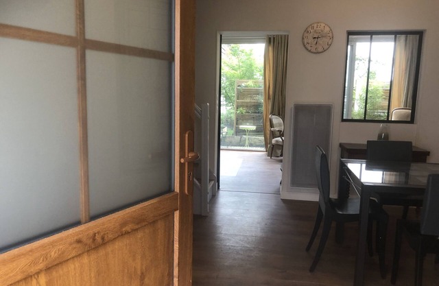 Independent House in the City Center -Orleans