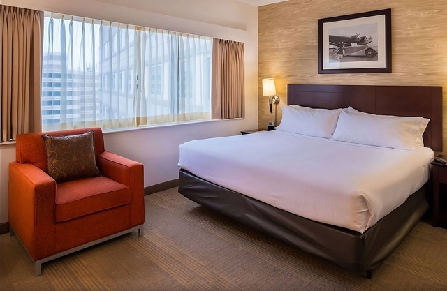 Indulge in Home Like Comfort! Pet-Friendly, w/Airport Shuttle Service!