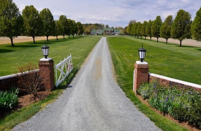 Inn at Huntingfield Creek