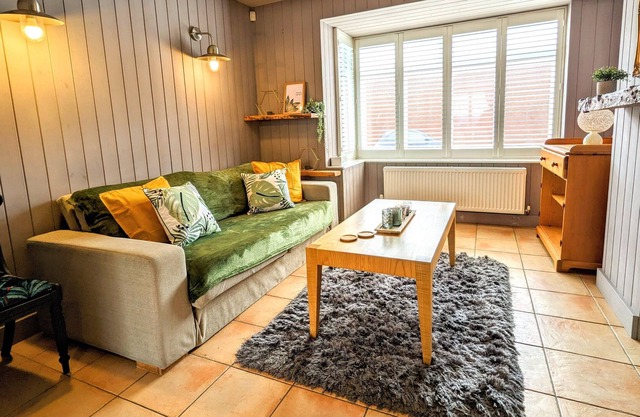INNit Brighton Sea Side - 4BR House with Free Parking
