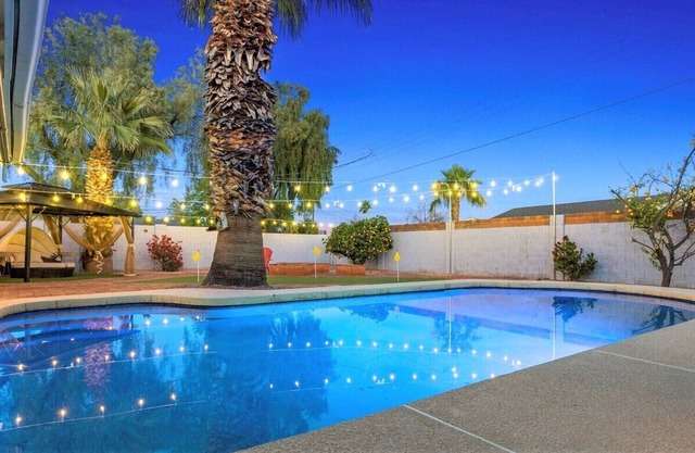 Introducing the Granite Reef Oasis: Your Retreat w/Pool, Golf, BBQ and Firepit!