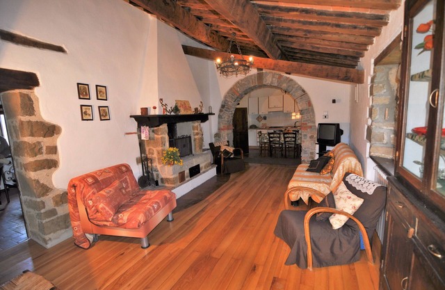INVERNO (agr.La Guinza)- Tradition and comfort.nRelaxation guaranteed !