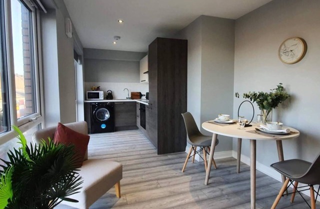 Inviting 1-Bed Apartment in the heart of Sheffield