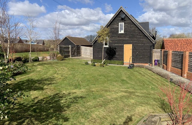 Inviting 1-Bed Apartment in Hitchin