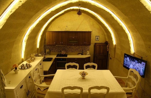 Iris Cave Cappadocia