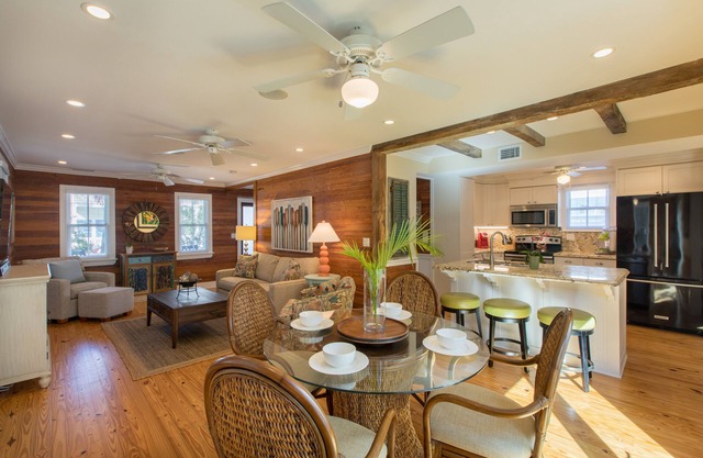 ISLAND TIME ~ Fully Renovated Conch Home in a Great Old Town Location!