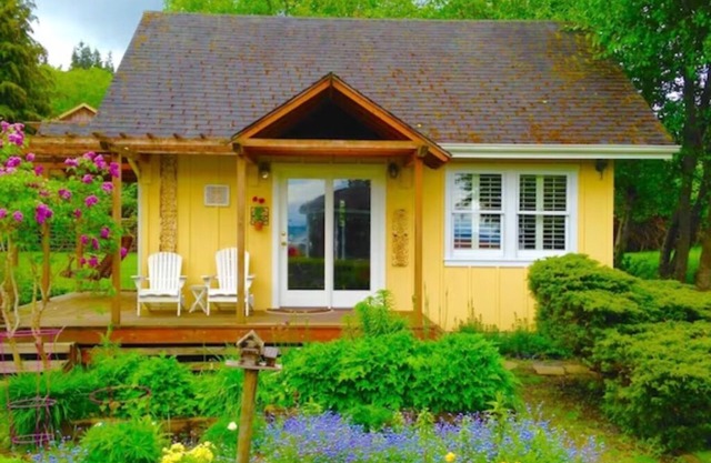 It's Another Beautiful Day At Cabernet Cottage in Langley, On Whidbey Island