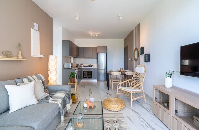 Ivory 1-Bedroom Apartment in Aradipou