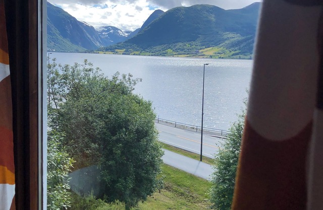 Jølster Lake View