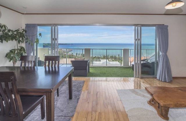 J Amazing Sea View Onna 330㎡ 4BR near moon Beach