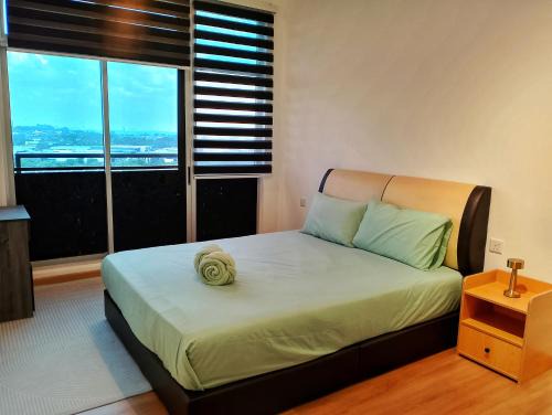 J5 Homestay 2 bedroom 4-5 pax Seri Alam