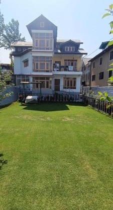 Jannat Inn