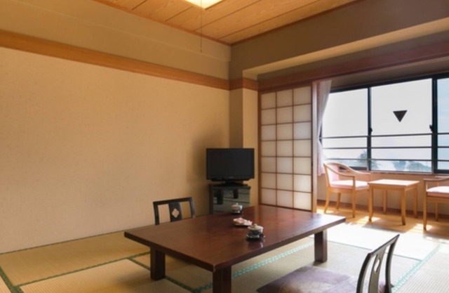 Japanesestyle room with 10 tatami mats dinner no/Beppu Ōita