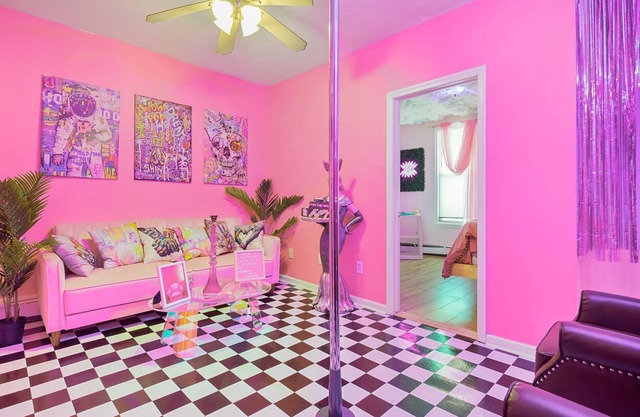 Jersey City Pink Spot 2BR/1FB