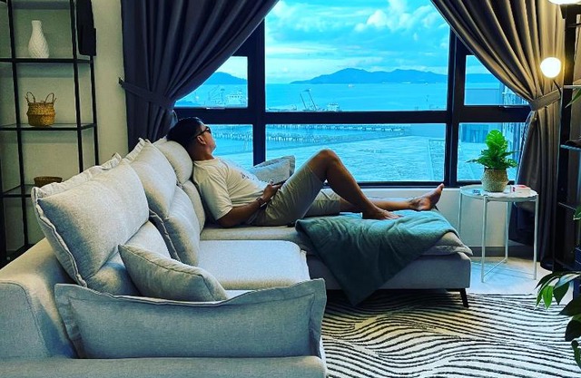 Jesselton Quay Suite by Backyard