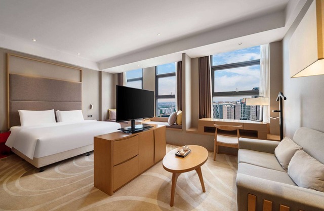 Jingtang Ramada Encore Hotel