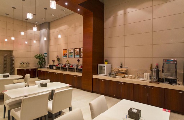 Jinjiang Inn Select Tianshui Railway Station Jindu Plaza