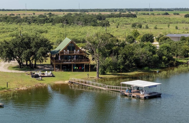 JJ's Point of View! Lakefront Log Cabin on Lake Leon ~ Eastland, TX!