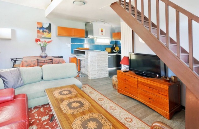 Jolie Petite Maison, Résidence Privée, Grands Espaces Verts